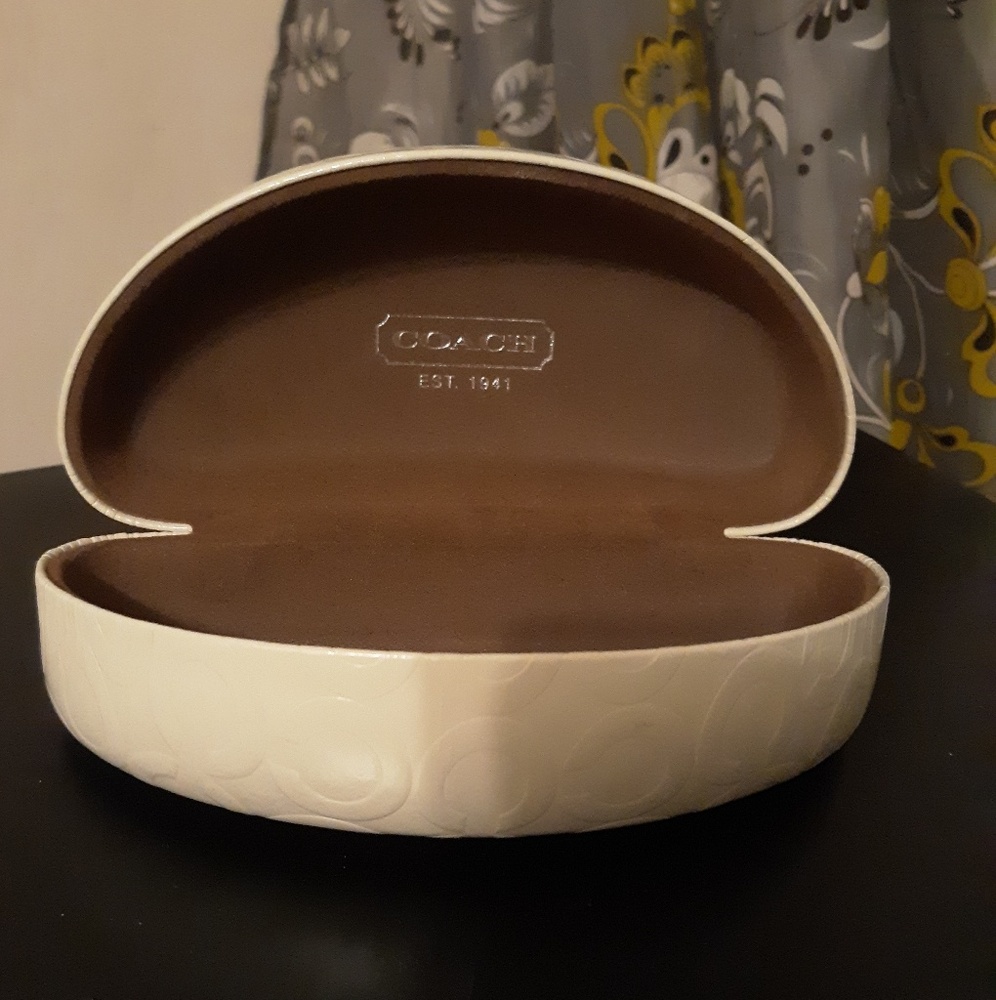 Coach Hard Case